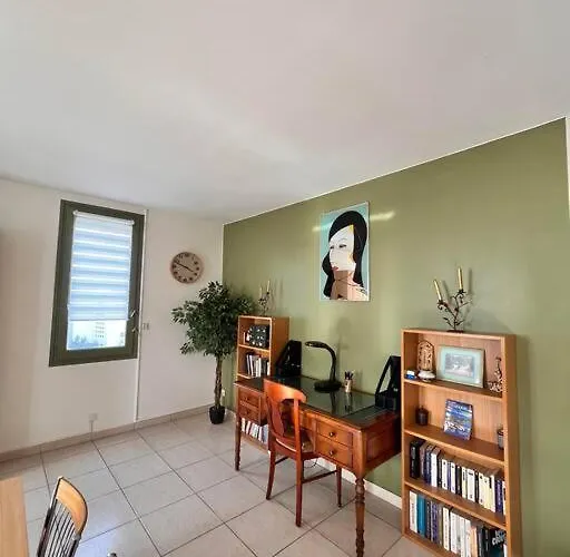 Grand Appartement Lumineux